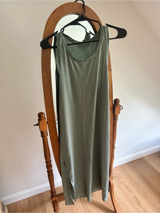 Icebreaker Dresses & Skirts - Icebreaker Light Green Sage Sleeveless Dress
